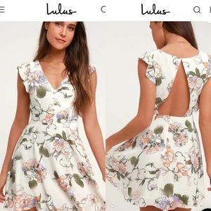 Lulus Garden Love Cream Floral Print Backless Skater Dress size medium